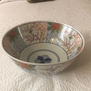 Large, hand-painted Imari bowl